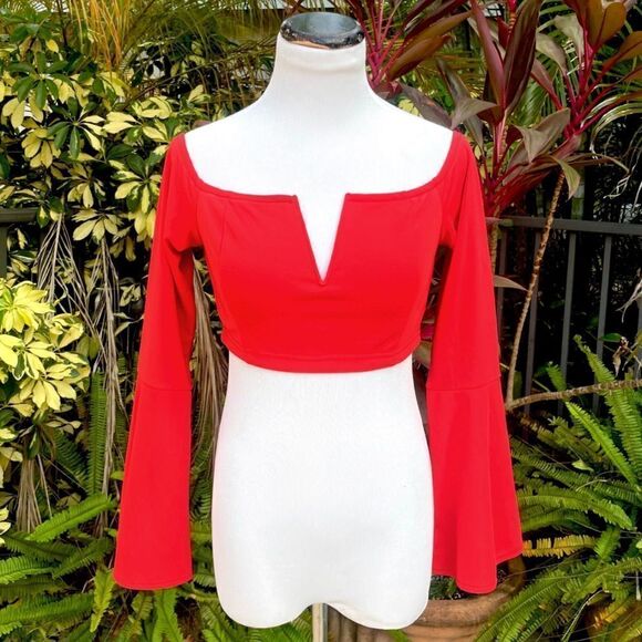 Forever 21 Off-The-Shoulder Bell Sleeve Cropped Top - Picture 2 of 8